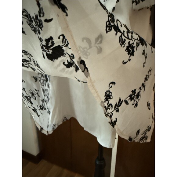New Blouse M Beige Lined W Flocked Flowers Ruffled Sleeves Romantic Whimsy Goth - Picture 13 of 16